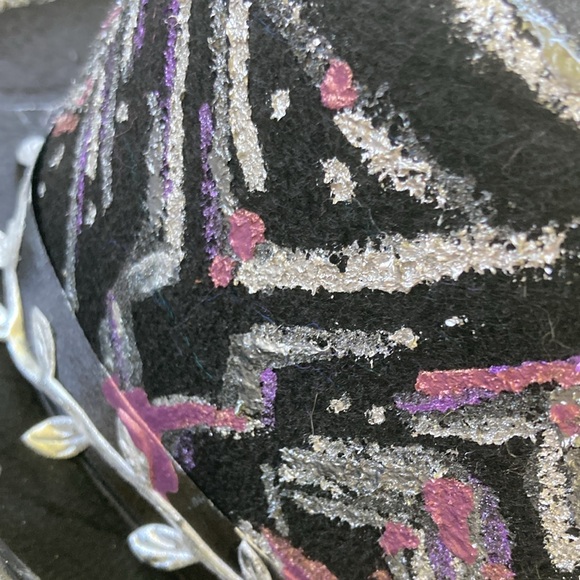 Hand Painted Top Hat - Picture 8 of 8